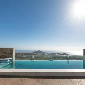 https://villa-carolina-guimar.tenerifehoteles.net