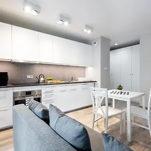 Warsaw-aparts Wita Stwosza Apartament Warszawa