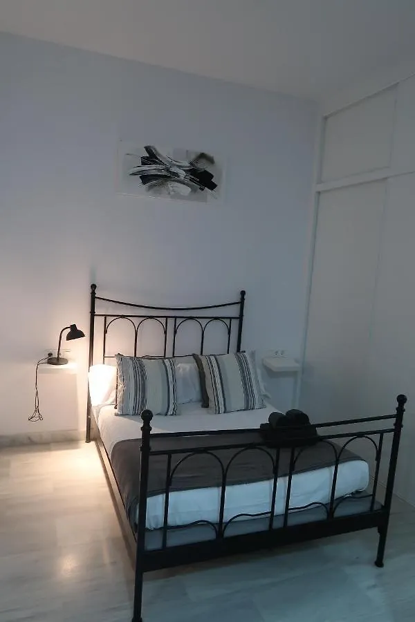 J & E Malaga Center Apartamentos 0*,  Spagna