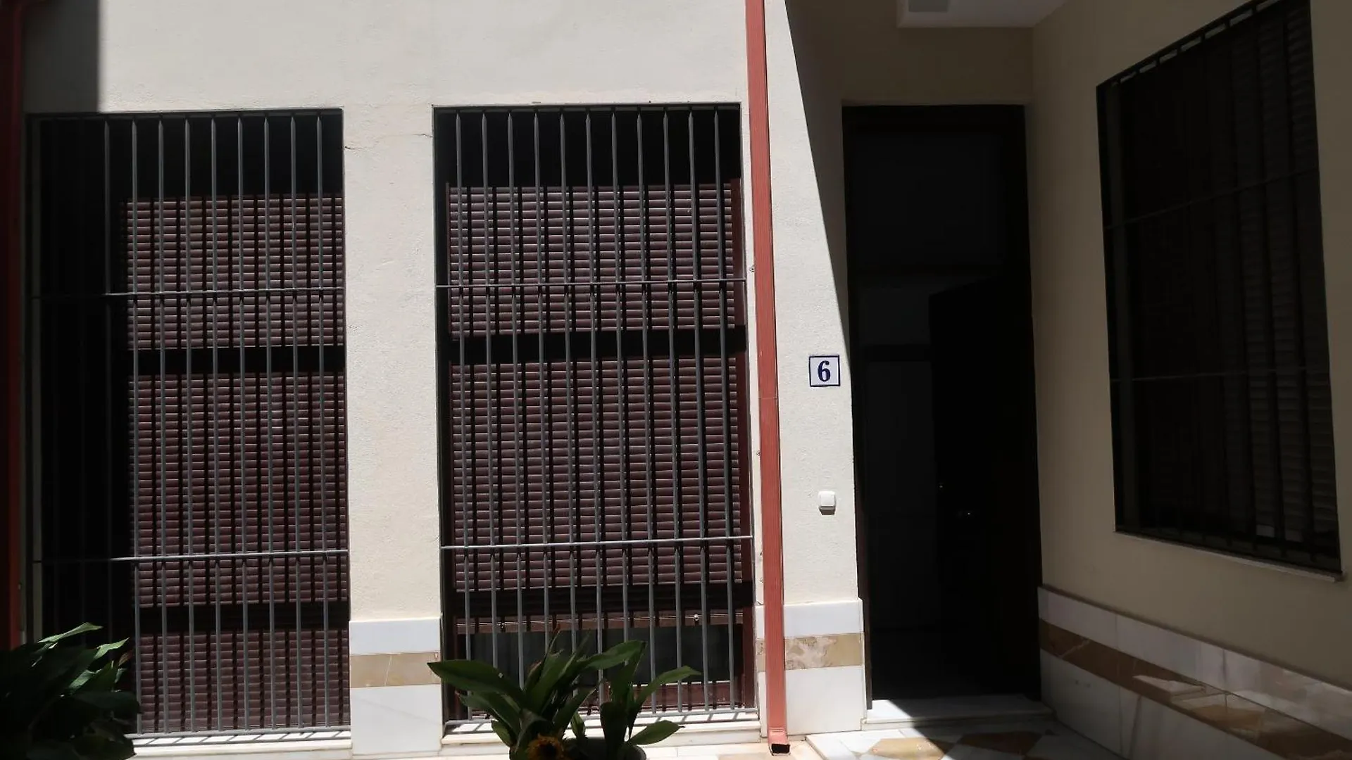 J & E Malaga Center Apartamentos